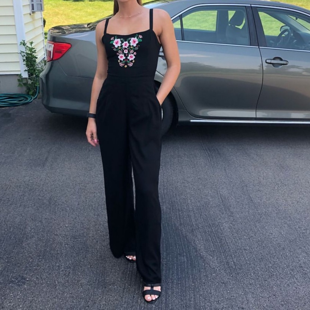 Hollister Black Jumpsuit 🌸🌺💐🌷🌼